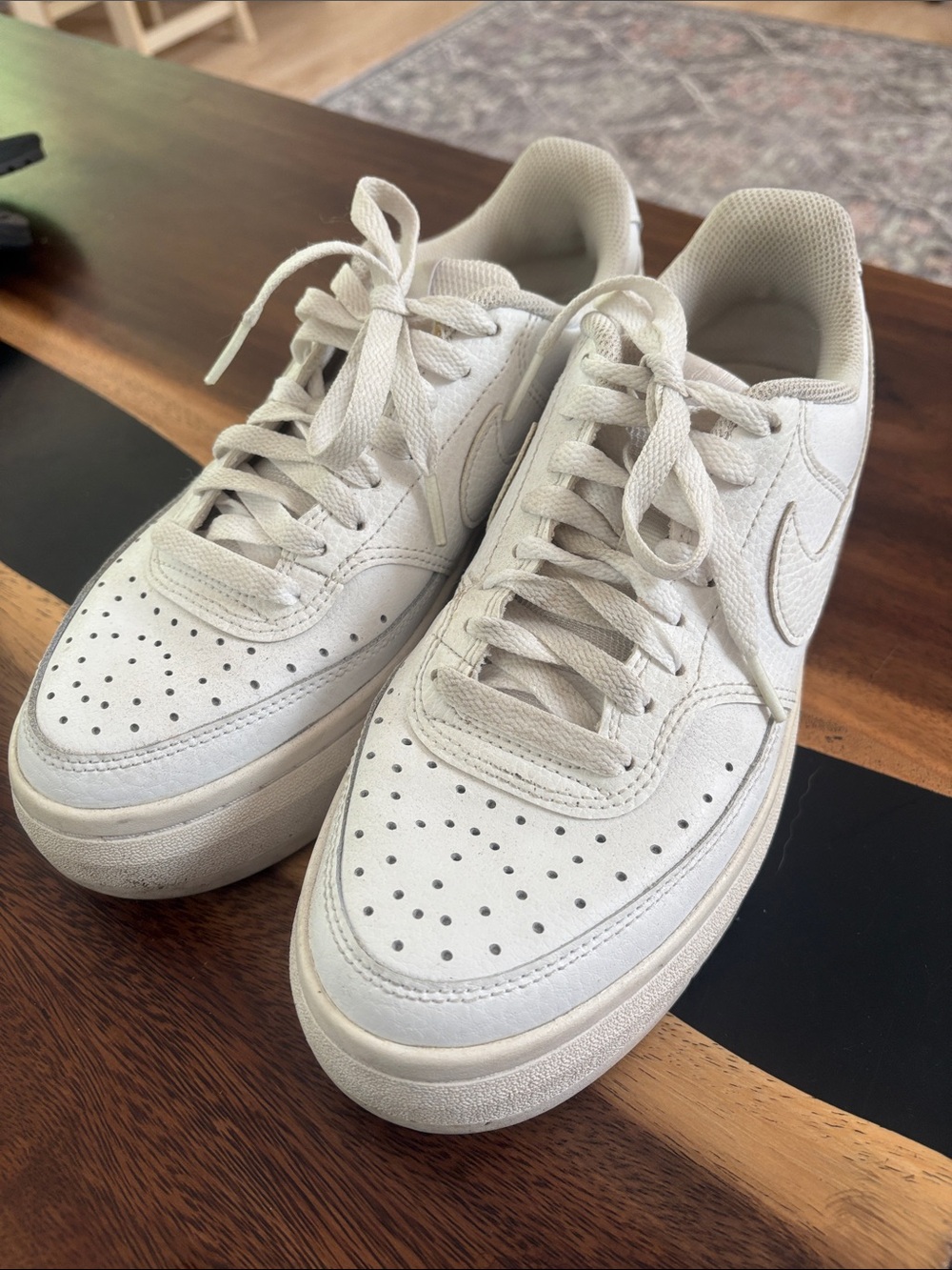 Women’s platform Nikes 8.5
